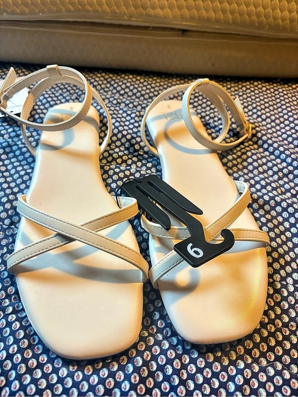 Macy's Strappy Sandals in Cream US 9 NWT